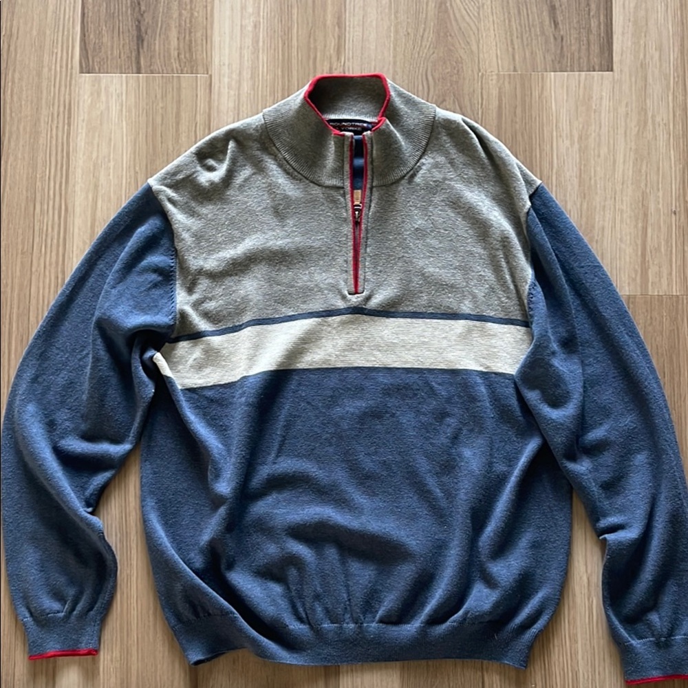 Roundtree & Yorke Gray Zip-Up Sweater with Red Trim